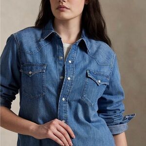 GAP Women’s Blue Denim‎ Pearl Snap Button Down Shirt Size Medium Western